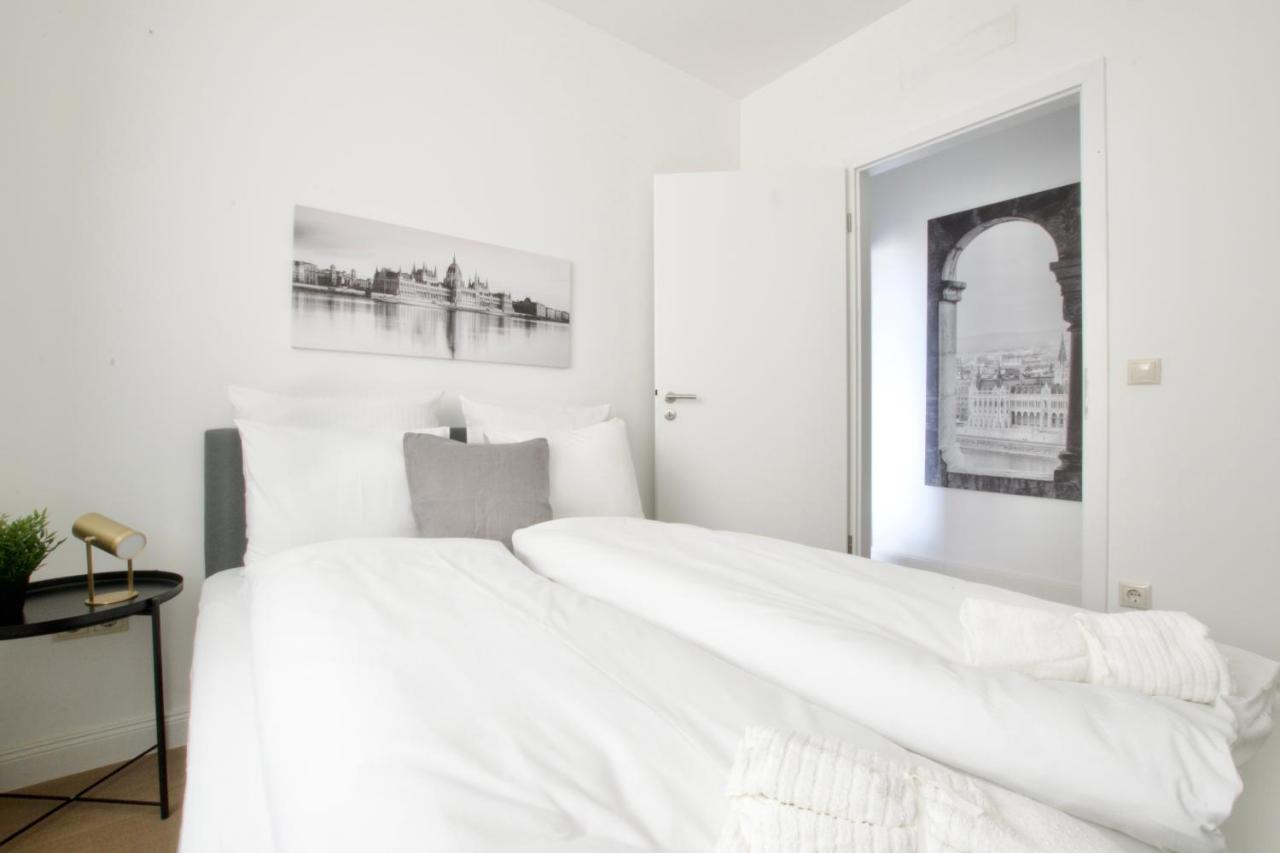 Penthouse Apartment By Hi5 -At The Top Of Budapeszt Zewnętrze zdjęcie