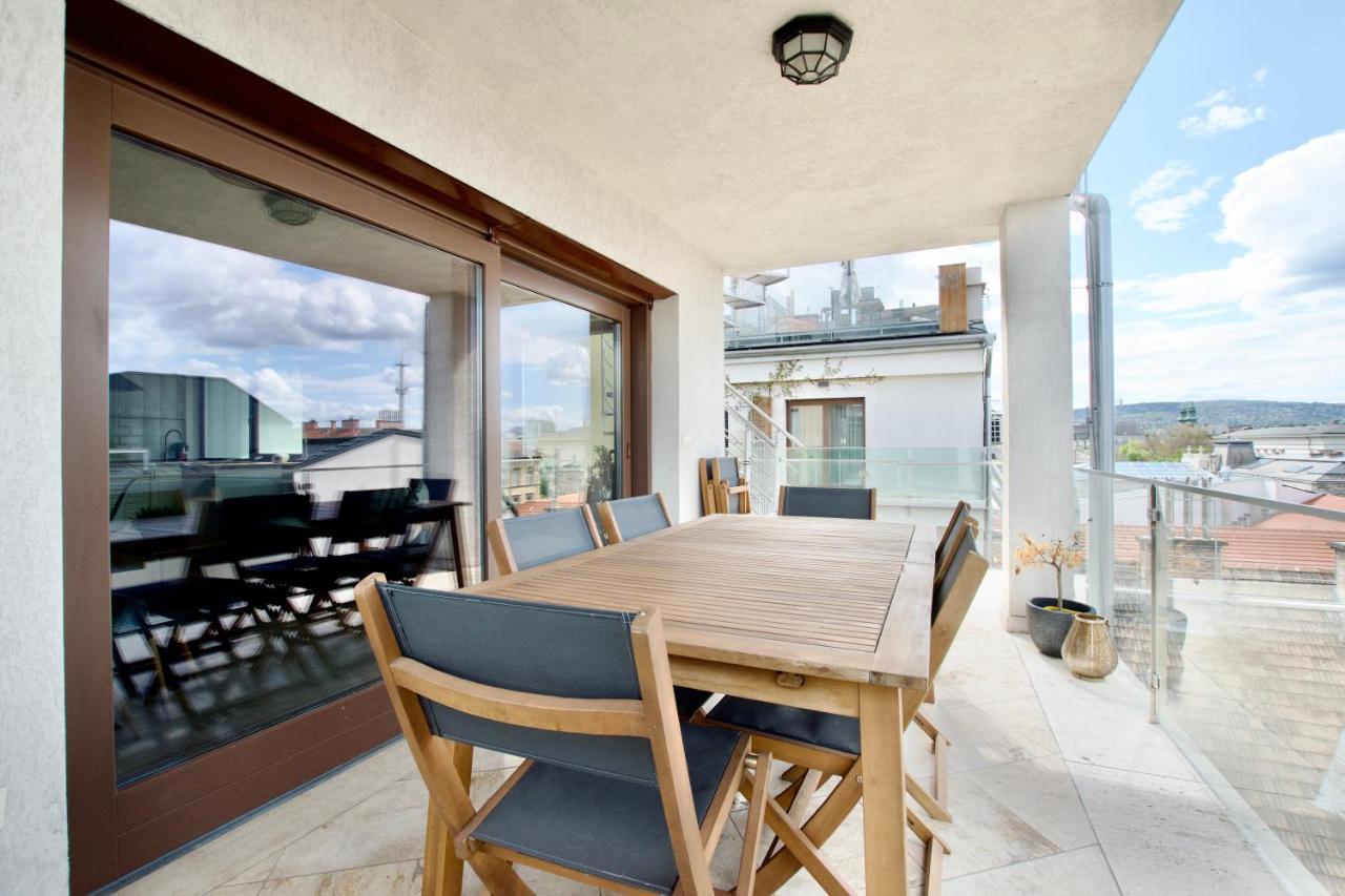 Penthouse Apartment By Hi5 -At The Top Of Budapeszt Zewnętrze zdjęcie